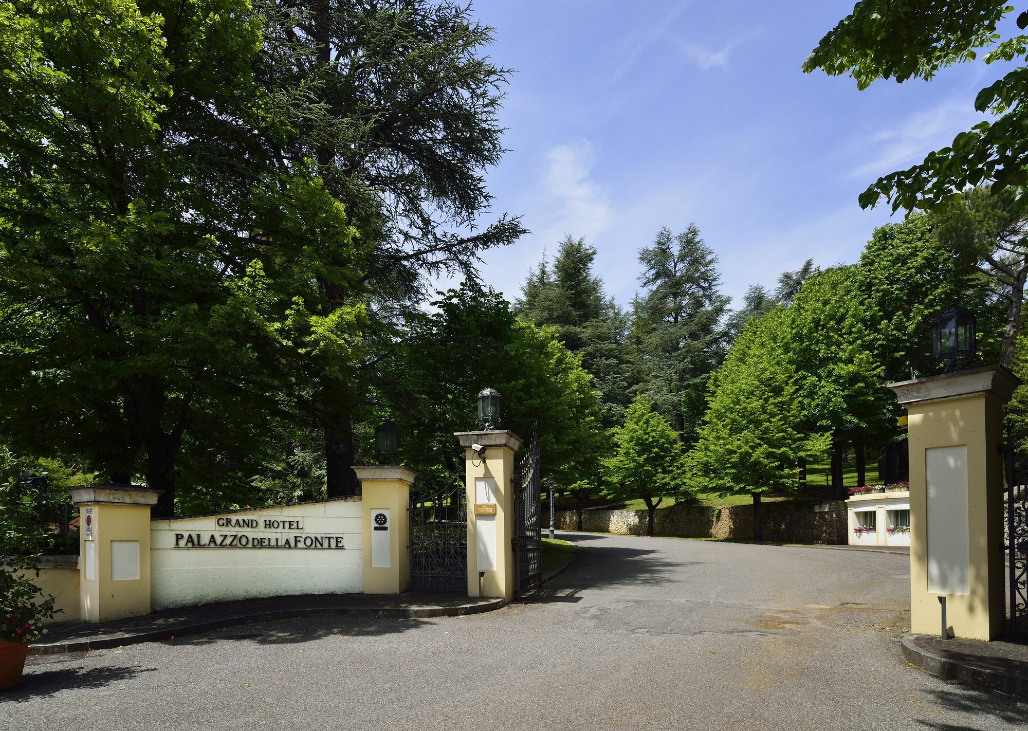 Grand Hotel Palazzo Della Fonte Fiuggi Eksteriør billede