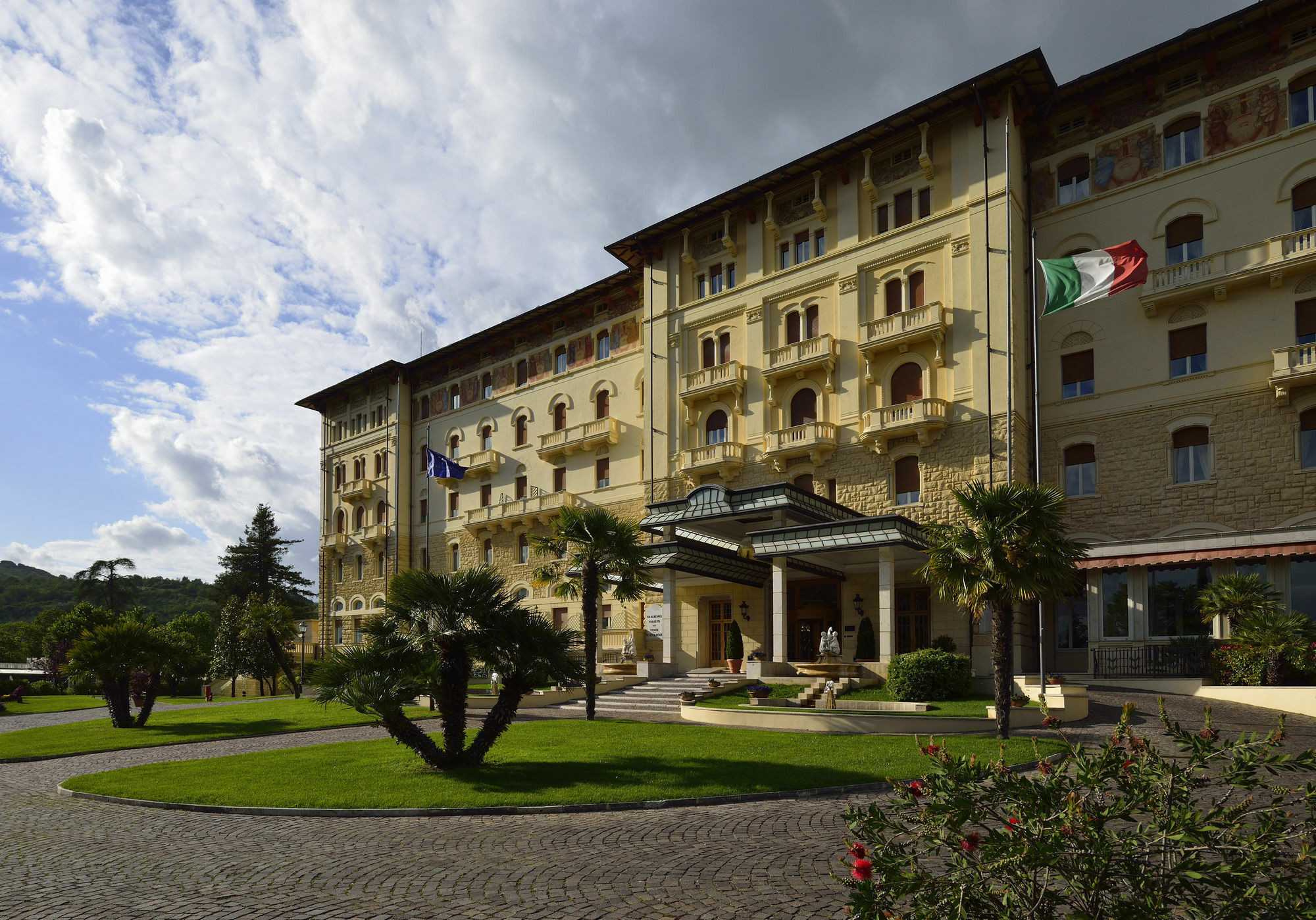 Grand Hotel Palazzo Della Fonte Fiuggi Eksteriør billede